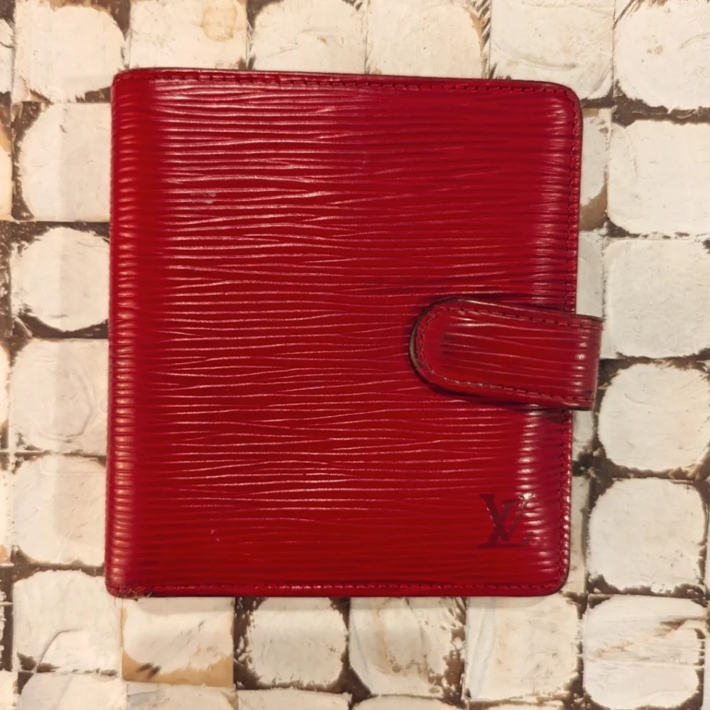 LV small Red Epi wallet - Picture 1 of 11